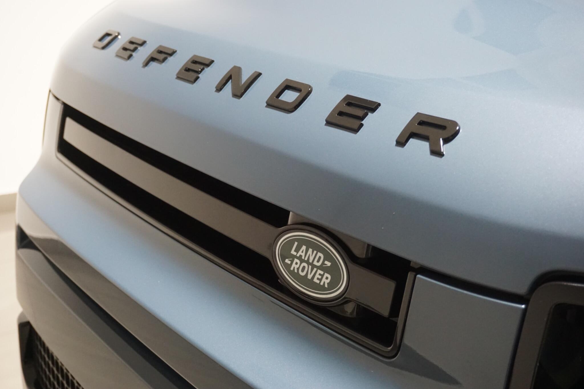 Land Rover Defender 110 2.0 P400e 15.4kWh X-Dynamic HSE SUV 5dr Petrol Plug-in Hybrid Auto 4WD Euro 6 (s/s) (404 ps)